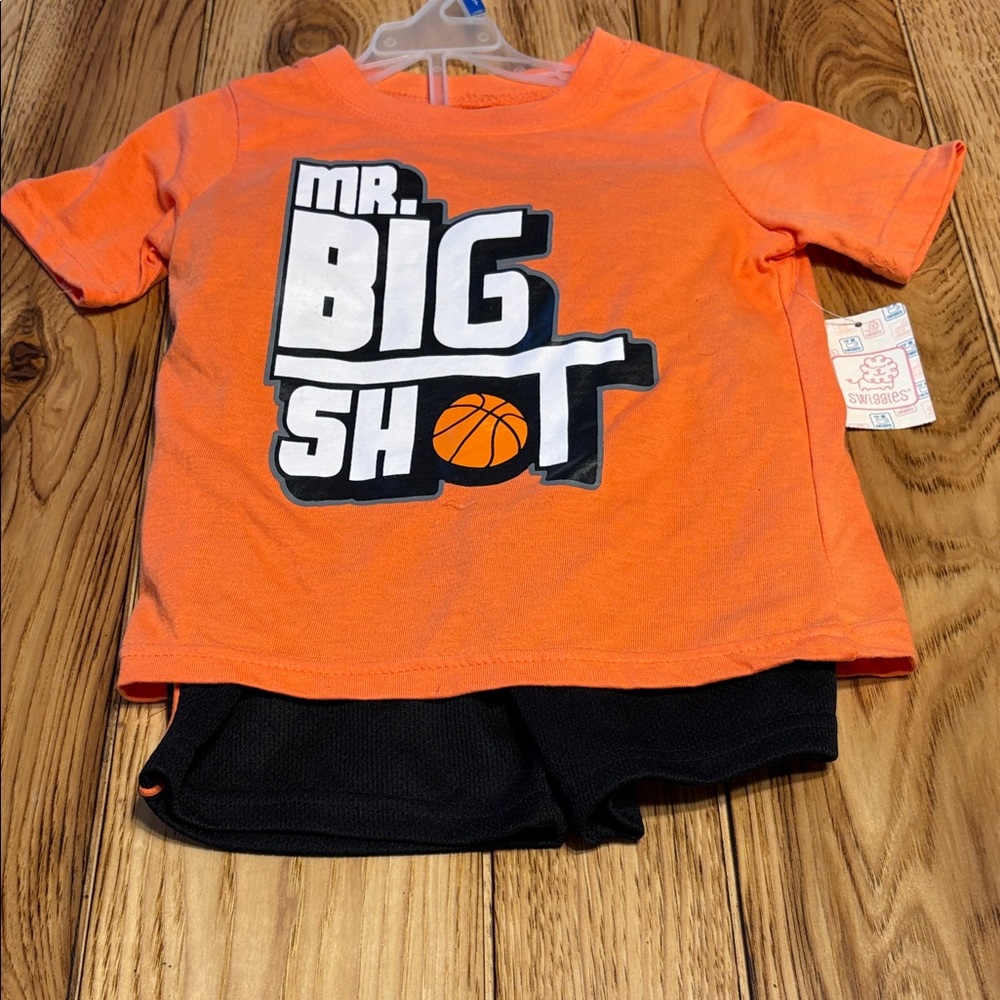 Swiggles Orange 'Mr. Big Shot' Kids T-Shirt & Shorts